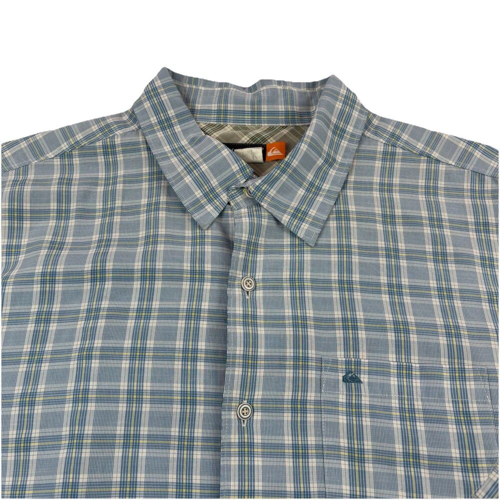 Vintage Quiksilver Button Up Shirt Mens XL Blue Plaid Short Sleeve